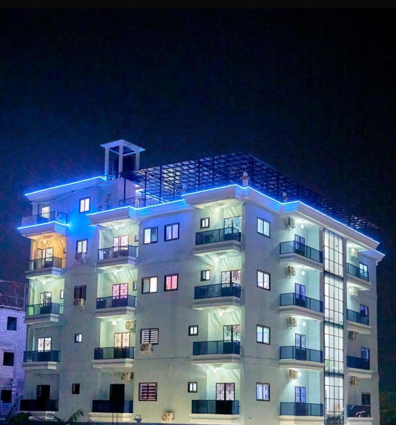 Elite Complex Hotel ยาอุนเด ภายนอก รูปภาพ